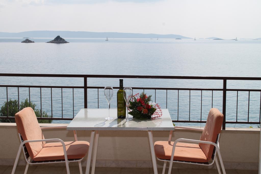Apartments Villa Marija Сегет Враница Стая снимка