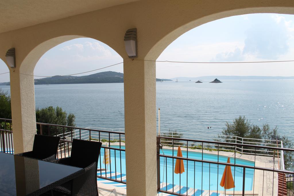 Apartments Villa Marija Сегет Враница Екстериор снимка