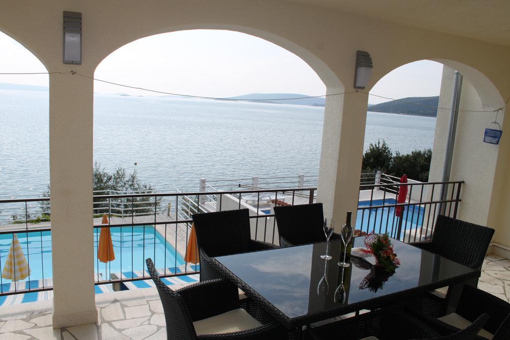 Apartments Villa Marija Сегет Враница Екстериор снимка