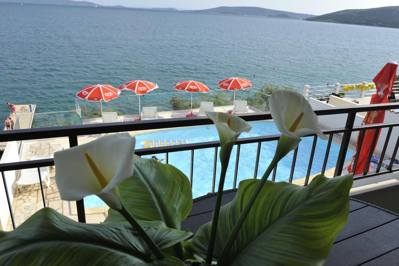 Apartments Villa Marija Сегет Враница Стая снимка