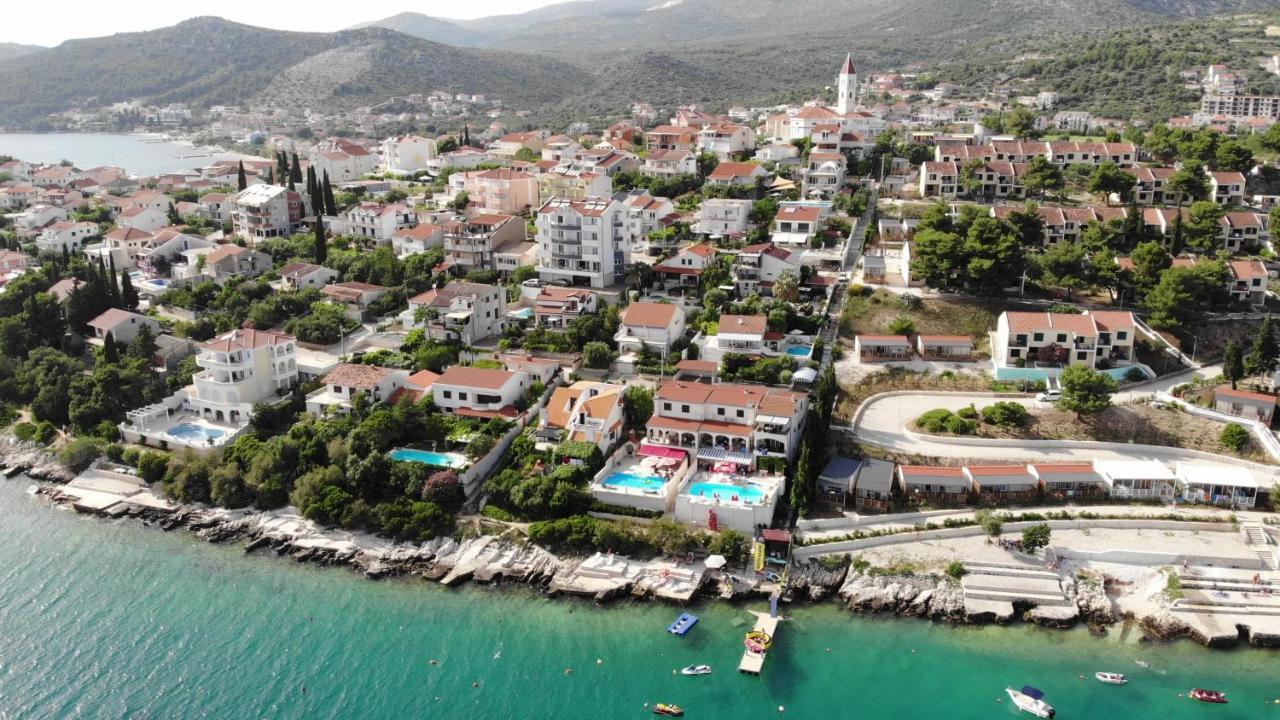 Apartments Villa Marija Сегет Враница Екстериор снимка